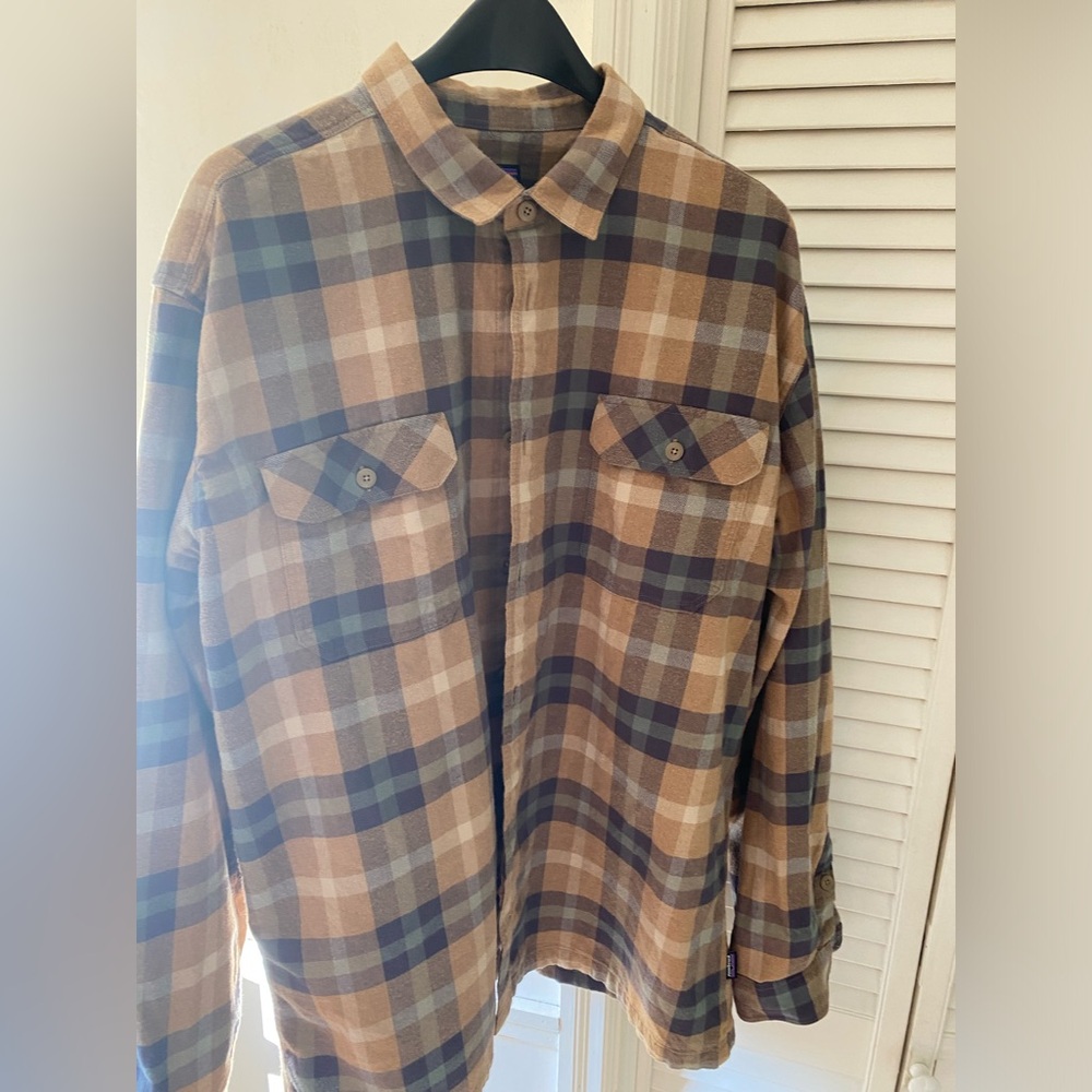 Men’s Patagonia Organic Cotton Flannel XXL - Like New